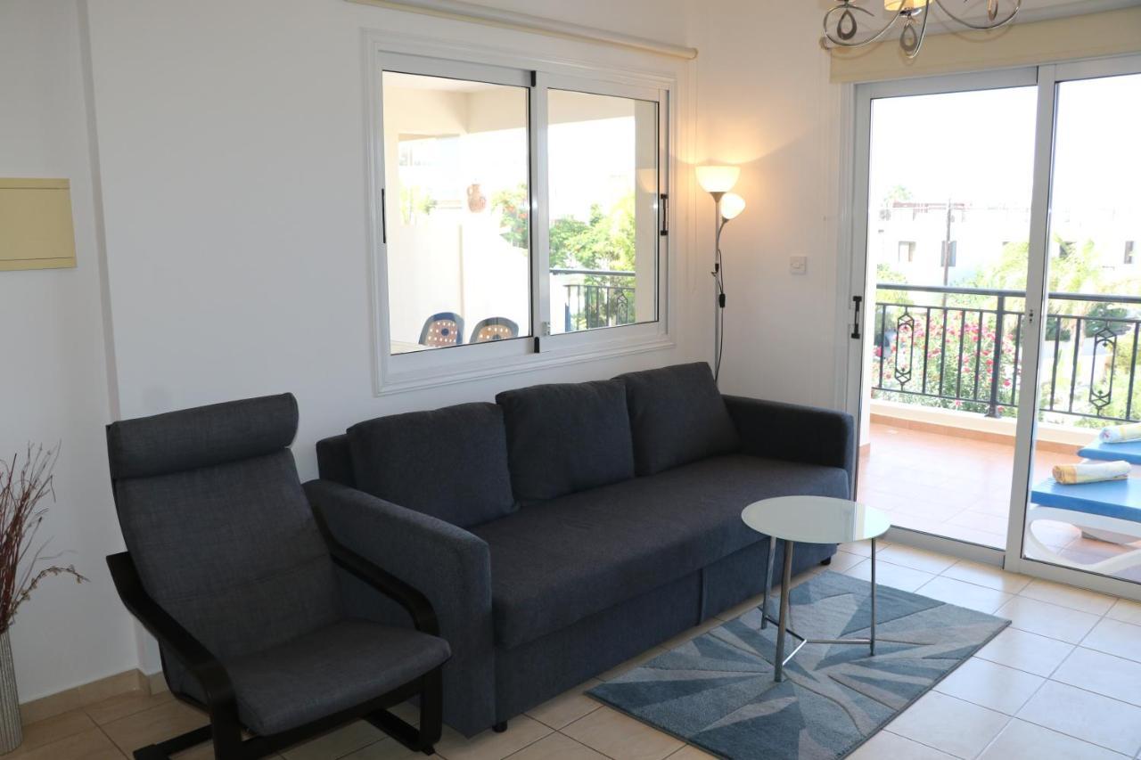 Sunset Apartment With Pool & 10 Mins To Venus Beach Paphos 外观 照片